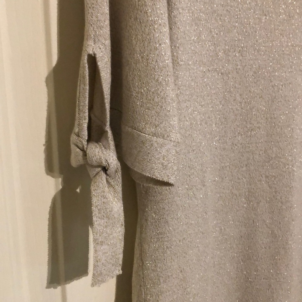 Top - Picture 5 of 8